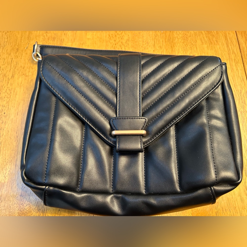 NWOT Elegant Black Quilted Shoulder Bag